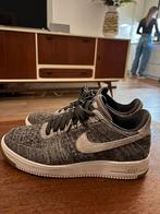 Nike air force flyknit 40,5 brown bruin sneakers, Ophalen of Verzenden, Zo goed als nieuw, Bruin