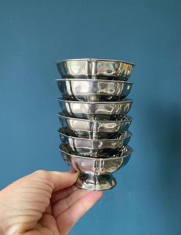 Guy Degrenne set van 6 vintage vlinder coupes beschikbaar voor biedingen
