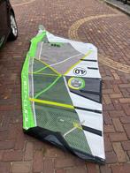 North sails hero 4,0, Watersport en Boten, Windsurfen, Ophalen of Verzenden, Gebruikt, Minder dan 250 cm, Zeil