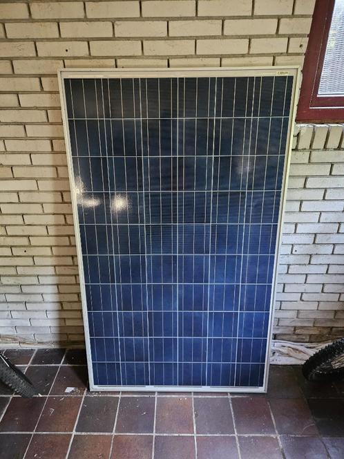 Zonnepanelen (Astronergy), Doe-het-zelf en Verbouw, Zonnepanelen en Toebehoren, Gebruikt, Compleet systeem, 200 wattpiek of meer