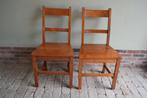 Set van twee keurige teakhouten stoelen., Ophalen, Gebruikt, Twee, Bruin