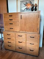 Twee vintage eiken modernist ladekasten uit drukkerij, Huis en Inrichting, Kasten | Ladekasten, Ophalen, Gebruikt, 100 tot 150 cm