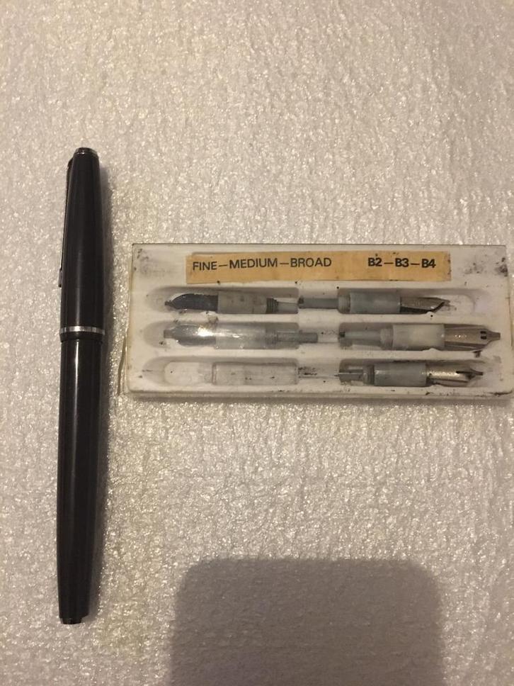 Vintage platignum vulpen met vulpenpunten, Verzamelen, Pennenverzamelingen, Vulpen, Overige merken, Ophalen of Verzenden