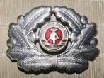 metalen Pet- / mutsembleem DDR (Oost-Duitsland) (L), Verzamelen, Ophalen of Verzenden, Landmacht, Duitsland, Embleem of Badge