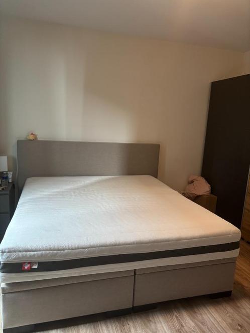 Compleet bed van Erkend Matras, Huis en Inrichting, Slaapkamer | Bedden, Zo goed als nieuw, Tweepersoons, 180 cm, Overige maten