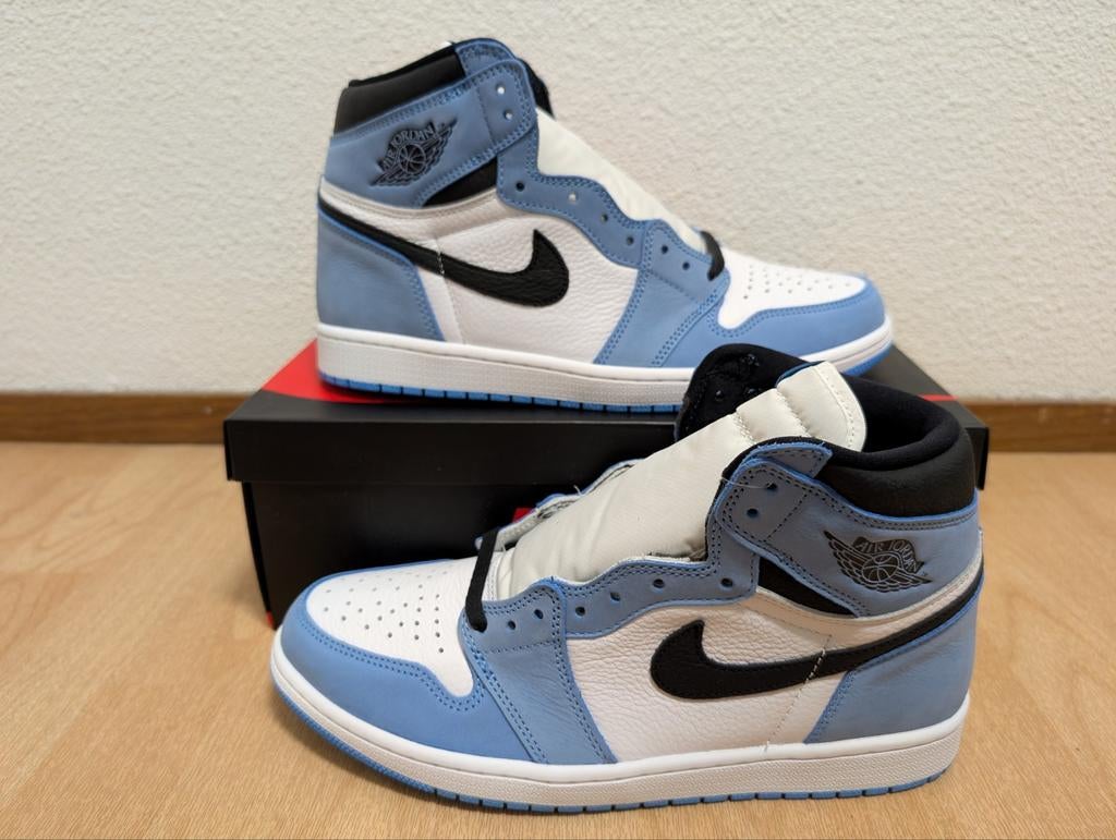 Air Jordan 1 Retro High OG UNC University Blue maat 45 / 11, Blauw, Nieuw, Ophalen of Verzenden, Sneakers of Gympen