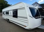 Lord Brillant 700 2021 | Airco | Mover | Vrijst. Queensbed, Caravans en Kamperen, Schokbreker, 7 tot 8 meter, Bedrijf, Treinzit