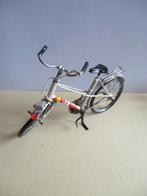 poppenhuis handgemaakte fiets popje 1:12 komt niet mee, Ophalen of Verzenden, Gebruikt, Decoratie
