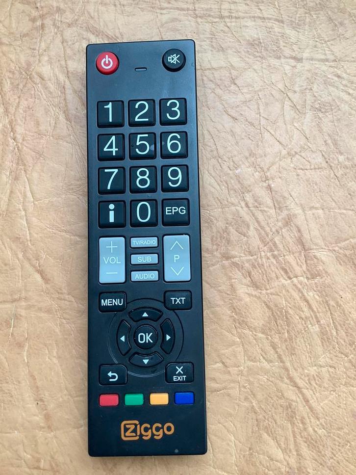 🔥Ziggo Senioren afstandsbediening 🔥 Humax 5500c, Audio, Tv en Foto, Afstandsbedieningen, Refurbished, Ophalen of Verzenden