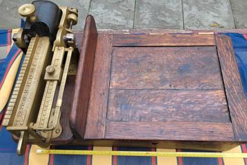 **ZELDZAME MOOIE ENGELSE PERSONENWEEGSCHAAL BASCULE*  beschikbaar voor biedingen