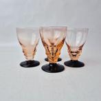 Set Vintage Glazen | Amber/Perzik Glas met Zwarte Voet, Verzamelen, Glas en Borrelglaasjes, Nvt: Vintage item, Nvt: Vintage item