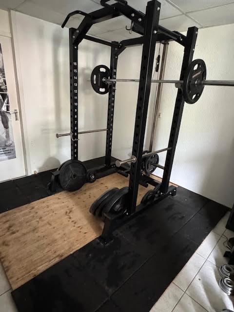 Barbarian line homegym geheel compleet met platform, Sport en Fitness, Fitnessmaterialen, Zo goed als nieuw, Overige typen, Armen