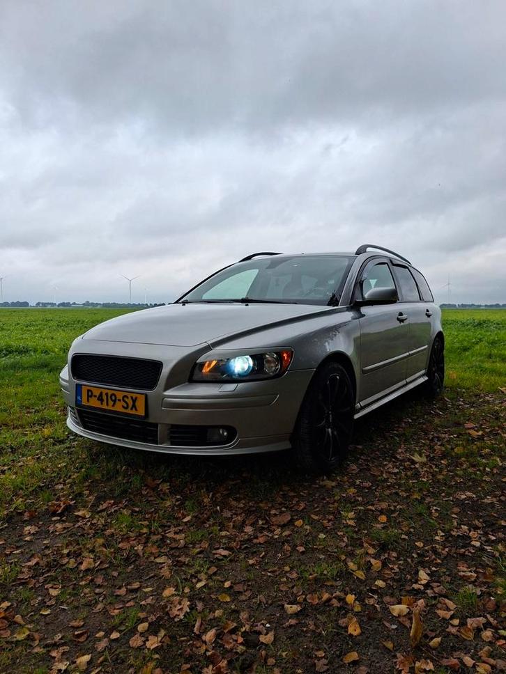 Volvo V50 2.5 T5 2005 Grijs, Auto's, Volvo, V50, ABS, Airbags, Airconditioning, Alarm, Bluetooth, Boordcomputer, Centrale vergrendeling