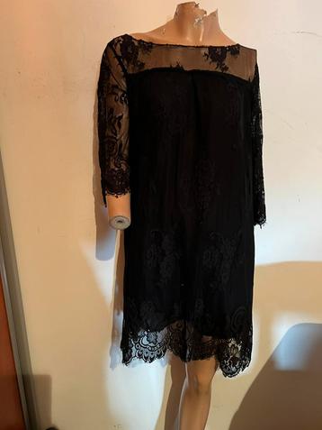 TWINSET jurk met kant maat S  origineel ZGAN beschikbaar voor biedingen
