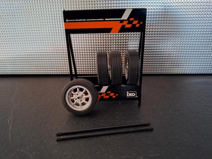 Bandensetje Saab Schaal 1:18, Hobby en Vrije tijd, Modelauto's | 1:18, Nieuw, Overige typen, Overige merken, Ophalen of Verzenden