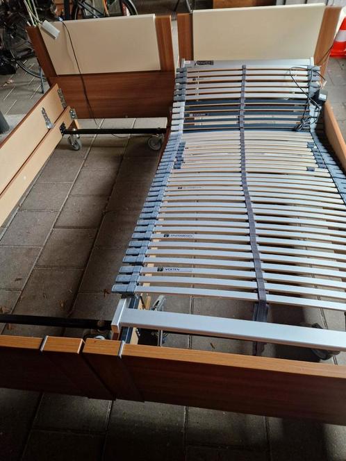 2 persoons bed met verstelbare bodem, Huis en Inrichting, Slaapkamer | Bedden, Zo goed als nieuw, Tweepersoons, 90 cm, 200 cm