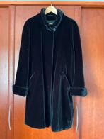 Faux fur winterjas, maat 42., Kleding | Dames, Jassen | Winter, Ophalen of Verzenden, Zo goed als nieuw, Maat 42/44 (L), Zwart