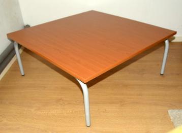 Bijzettafel Salontafel houten blad met stalen poten tafel beschikbaar voor biedingen