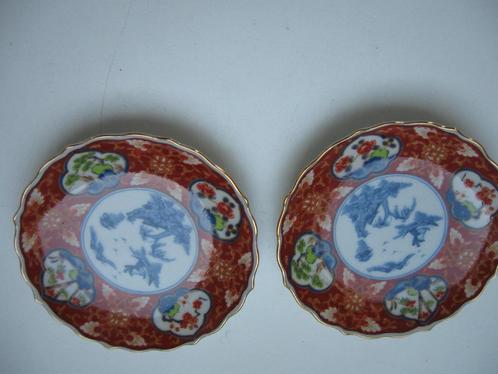 2 Chinees Japanse bordjes samen €10.00 Diameter 10 cm., Antiek en Kunst, Antiek | Servies los, Ophalen of Verzenden
