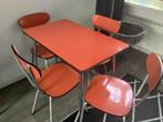 Vintage retro jaren 70 oranje formica tafel + 4 stoelen set, Ophalen, Gebruikt, 50 tot 100 cm, Oranje formica jaren 70