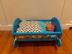 Poppenbed hout met matrasje, kussen, dekbed en baby born pop, Kinderen en Baby's, Speelgoed | Poppen, Ophalen, Zo goed als nieuw