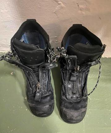 Haix Werkschoenen maat 39 met nieuwe zolen en rits beschikbaar voor biedingen