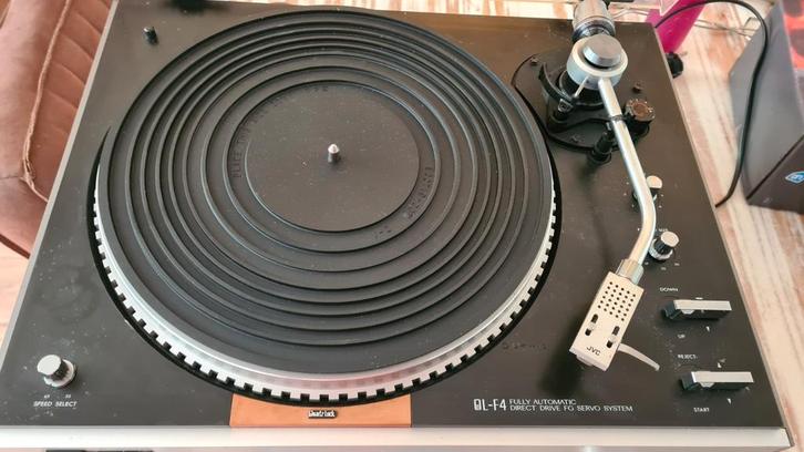 JVC QL-F4 Volautomatische Direct Drive Platenspeler denon, Audio, Tv en Foto, Platenspelers, Gebruikt, Platenspeler, Overige merken