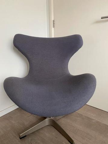 Woood fauteuil beschikbaar voor biedingen