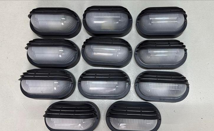 Set van 9 Wandlampen - Buitenverlichting, Tuin en Terras, Buitenverlichting, Gebruikt, Wandlamp, Kunststof, Minder dan 50 watt