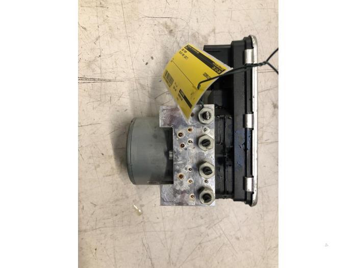 ABS Pomp van een Volvo V90, Auto-onderdelen, Elektronica en Kabels, Volvo, Gebruikt, 3 maanden garantie, Ophalen of Verzenden