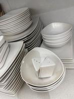 serviesset beige kleur, Antiek en Kunst, Ophalen of Verzenden