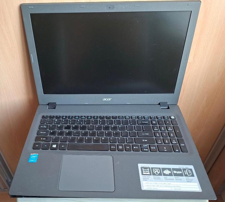 Acer Aspire E15 - i3 - LAPTOP voor de handige Harrie, Computers en Software, Windows Laptops, Niet werkend, 15 inch, 2 tot 3 Ghz