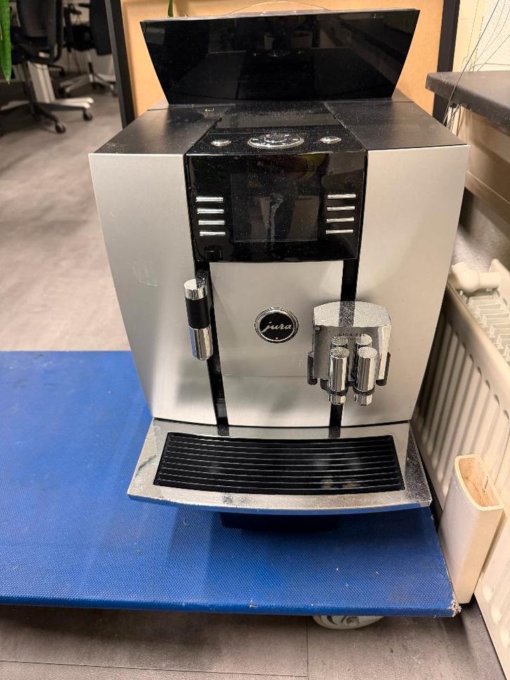 Jura Giga X3c Professional - DEFECT, Witgoed en Apparatuur, Koffiezetapparaten, Niet werkend, Koffiemachine, Ophalen