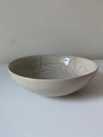 Schaal aardewerk keramiek met craquelé effect, Schaal, Rond, Ophalen of Verzenden, Zo goed als nieuw