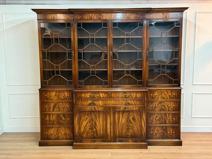 Klassieke Engelse buffetkast/boekenkast, Huis en Inrichting, Kasten | Buffetkasten, Zo goed als nieuw, Minder dan 100 cm, 50 tot 100 cm