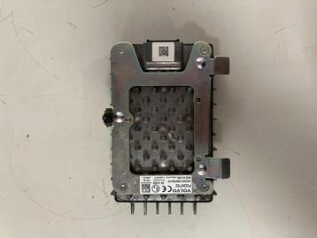 Draadloze oplader van een Volvo XC40 beschikbaar voor biedingen