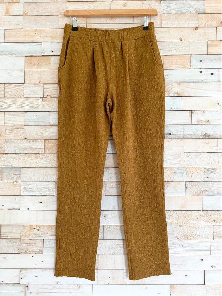 Elsewhere broek okerkleurig, maat M/38 - NP 89,95, Kleding | Dames, Broeken en Pantalons, Nieuw, Maat 38/40 (M), Geel, Lang, Ophalen of Verzenden