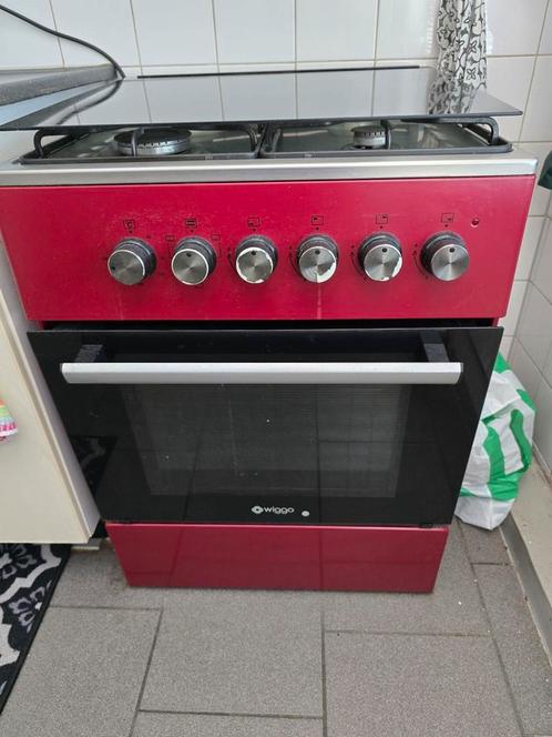 gasfornuis – 60x60 cm, ophalen per 01-07, Witgoed en Apparatuur, Fornuizen, Gebruikt, Vrijstaand, Gas, 4 kookzones, 60 cm of meer