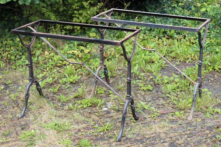 Brocante - Twee onderstellen voor tuintafels!, Huis en Inrichting, Tafelonderdelen, Gebruikt, Tafelpoot, 50 tot 100 cm, Minder dan 50 cm