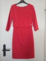 Cavallaro Rode Jurk - Stijlvol en Elegant, Kleding | Dames, Cavallaro, Ophalen of Verzenden, Zo goed als nieuw, Knielengte
