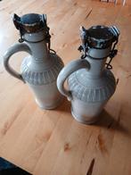 2 oude / antieke (?) kruiken, Ophalen