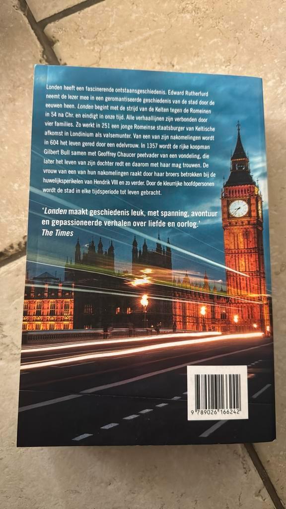 Londen - Edward Rutherfurd, Boeken, Romans, Gelezen, Nederland, Ophalen of Verzenden