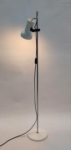 Vintage Witte Staande Lamp Jaren 80 metalen vloerlamp wit, Huis en Inrichting, Lampen | Vloerlampen, Ophalen, Gebruikt, ., 100 tot 150 cm