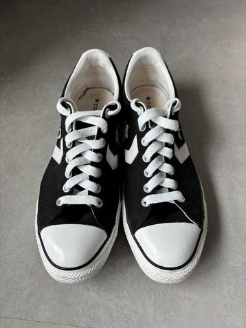 Converse schoenen - maat 44 beschikbaar voor biedingen