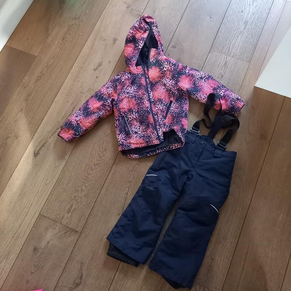 Skipakje maat 98/104, Kinderen en Baby's, Kinderkleding | Maat 92, Ophalen, Zo goed als nieuw, Meisje, Jas