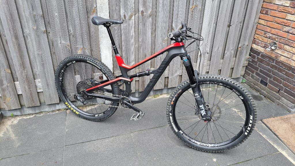 Canyon Spectral WMN CF 7.0 (M), Gebruikt, Fully, Dames, 53 tot 57 cm