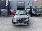 Nissan Micra 1.0 Luxury Stuurbekrachtiging NAP APK 1 Jaar, Auto's, Voorwielaandrijving, 4 cilinders, 60 pk, Zwart