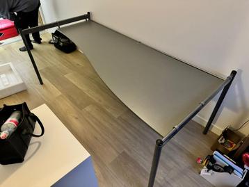 Bureautafel gratis afhalen