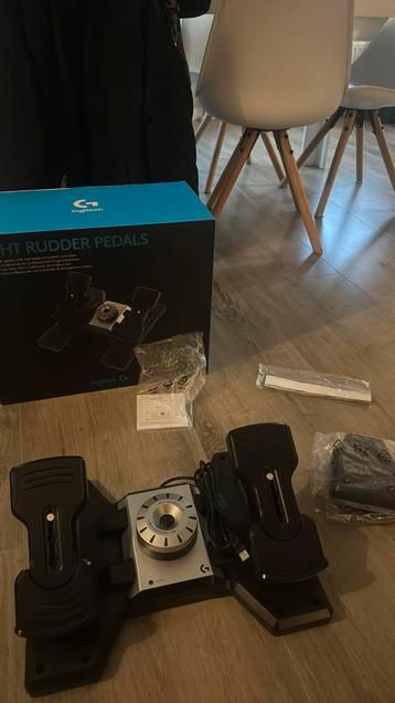 Logitech Flight Rudder Pedals beschikbaar voor biedingen
