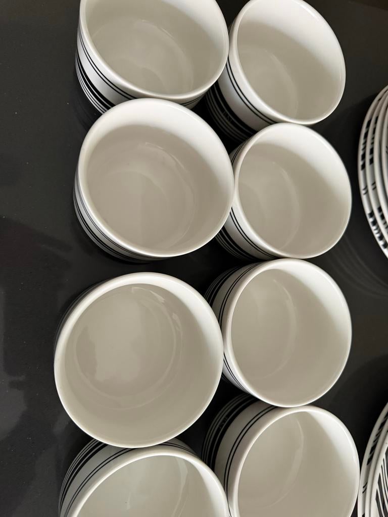 Rivera maison Mooie set kommen en borden, Keramiek, Ophalen of Verzenden, Zo goed als nieuw, Kom(men)